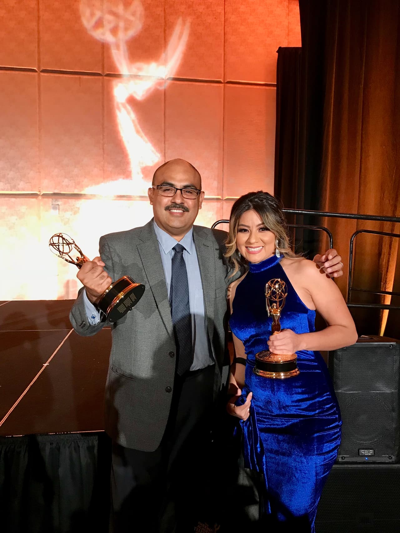 El director de noticias, Juan Villa celebró los 14 Emmys obtenidos por Univision Arizona.