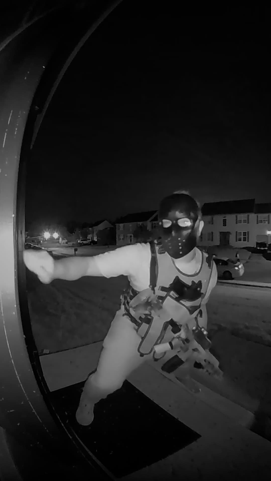 Bromas con pistola de gel y chalecos tácticos llevan a dos adolescentes a enfrentar cargos en Delaware