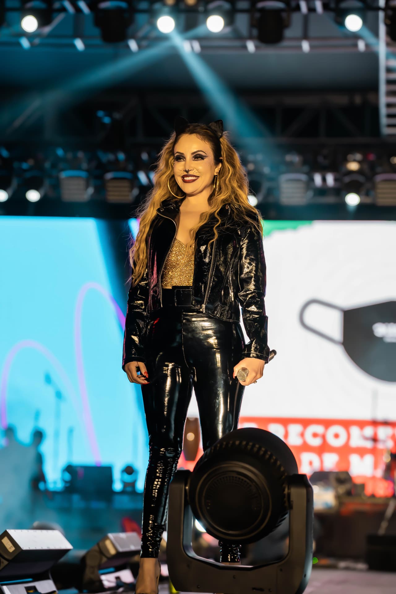 Una noche para recordar con grandes estrellas de la música y mucho talento.