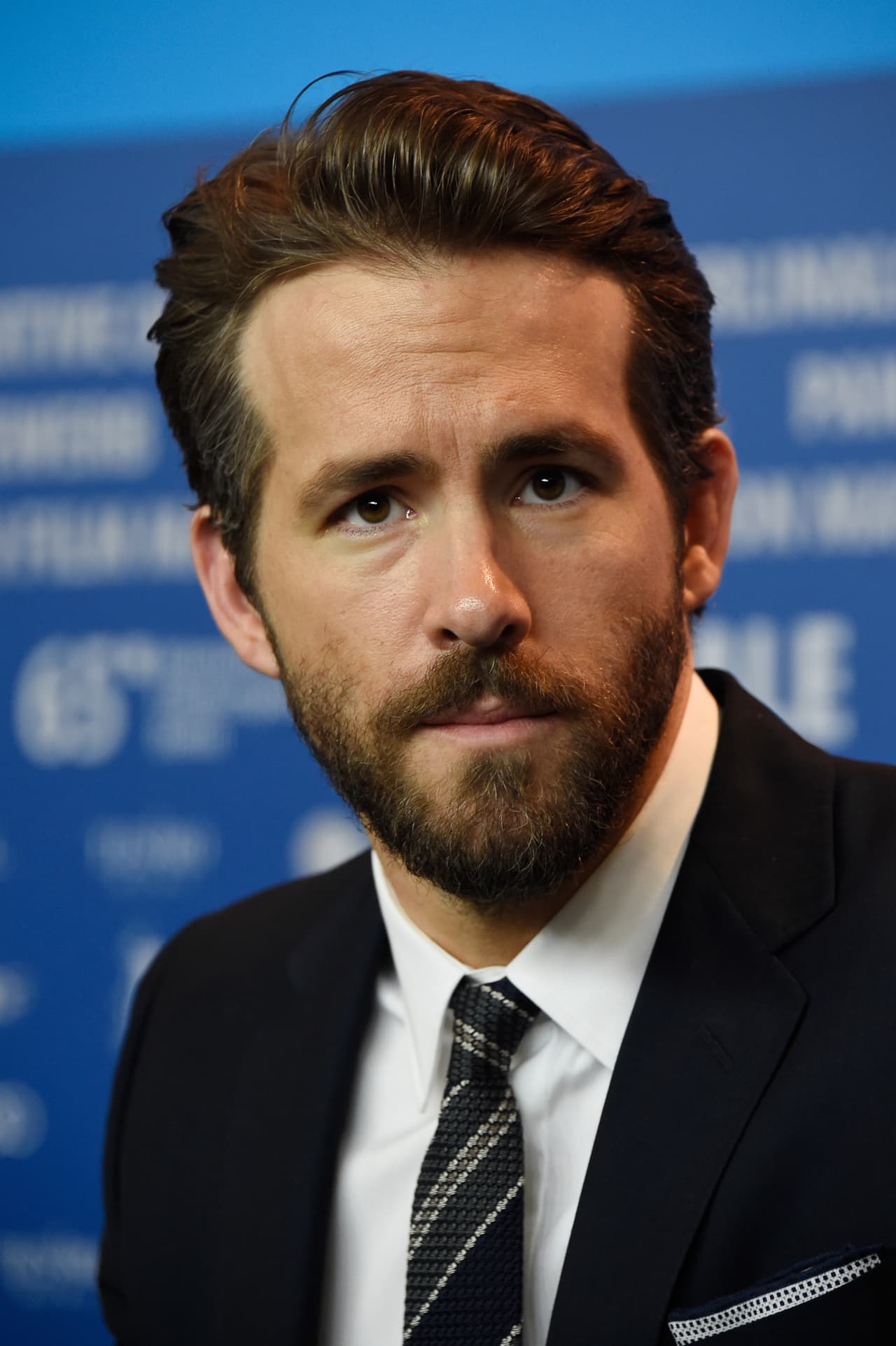 Ryan Reynolds es quien dio vida a Harold Jordan, el primer ser humano conocido como Linterna Verde que se unió a Green Lantenr Corps, héroes en todo el universo que usan un anillo con poderes especiales para combatir las fuerzas del mal.