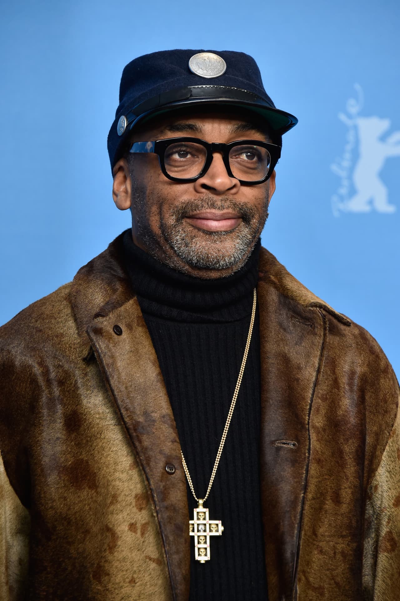 El director grabó un anuncio de radio explicando por qué Sanders "haría todo lo correcto" en la presidencia.