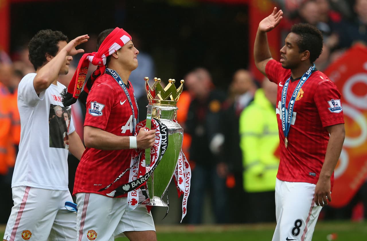 El ciclo de 'Chicharito' Hernández en Manchester United se cerró en 2014 con la salida de Alex Ferguson por su retiro, pero antes ganó un título en la Premier League en 2013. Fue el adiós tras 157 partidos y 59 goles. De allí tomaría un rumbo sorpresivo.