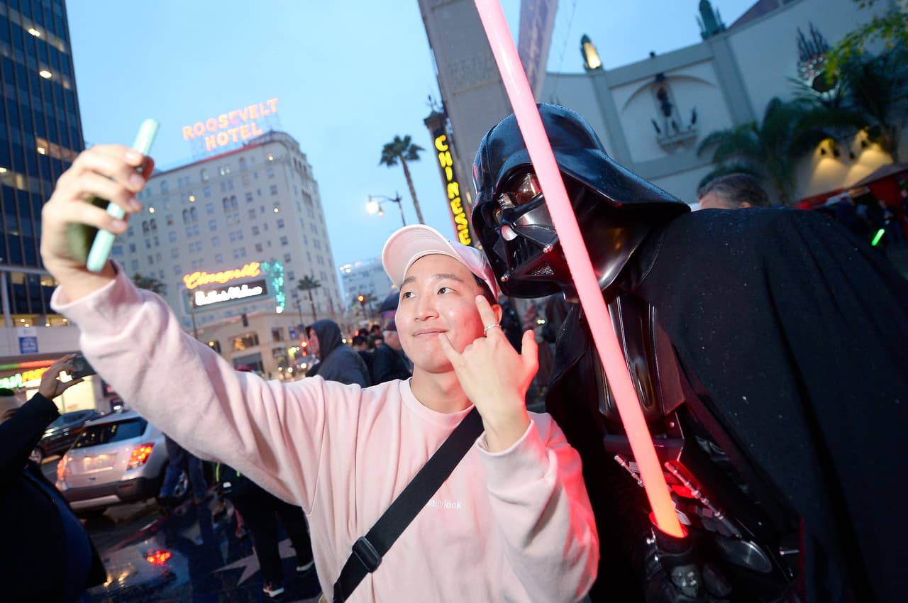 HOLLYWOOD, CA - DECEMBER 15: Star Wars fans attend the Opening Night Celebrations of Walt Disney Pictures and Lucasfilm's "Rogue One: A Star Wars Story" at The TCL Chinese Theatre on December 15, 2016 in Hollywood, California. (Photo by Kevork Djansezian/Getty Images)