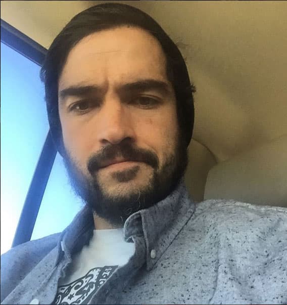 En los últimos años el actor se ha enfocado en buscar papeles en series de televisión estadounidense. Su última apuesta fue en 'Queen of the South' y este año espera el lanzamiento de la película 'Me casé con un idiota'. En 2016 se convirtió en padre de Daniel Herrera, el hijo que tuvo con Diana Vázquez.