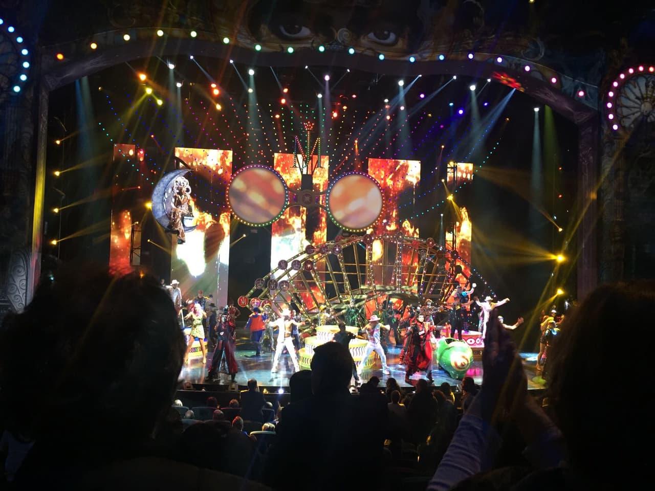 A Omar y Argelia les encanto 'Michael Jackson ONE' y se lo recomiendan completamente a todo el mundo.