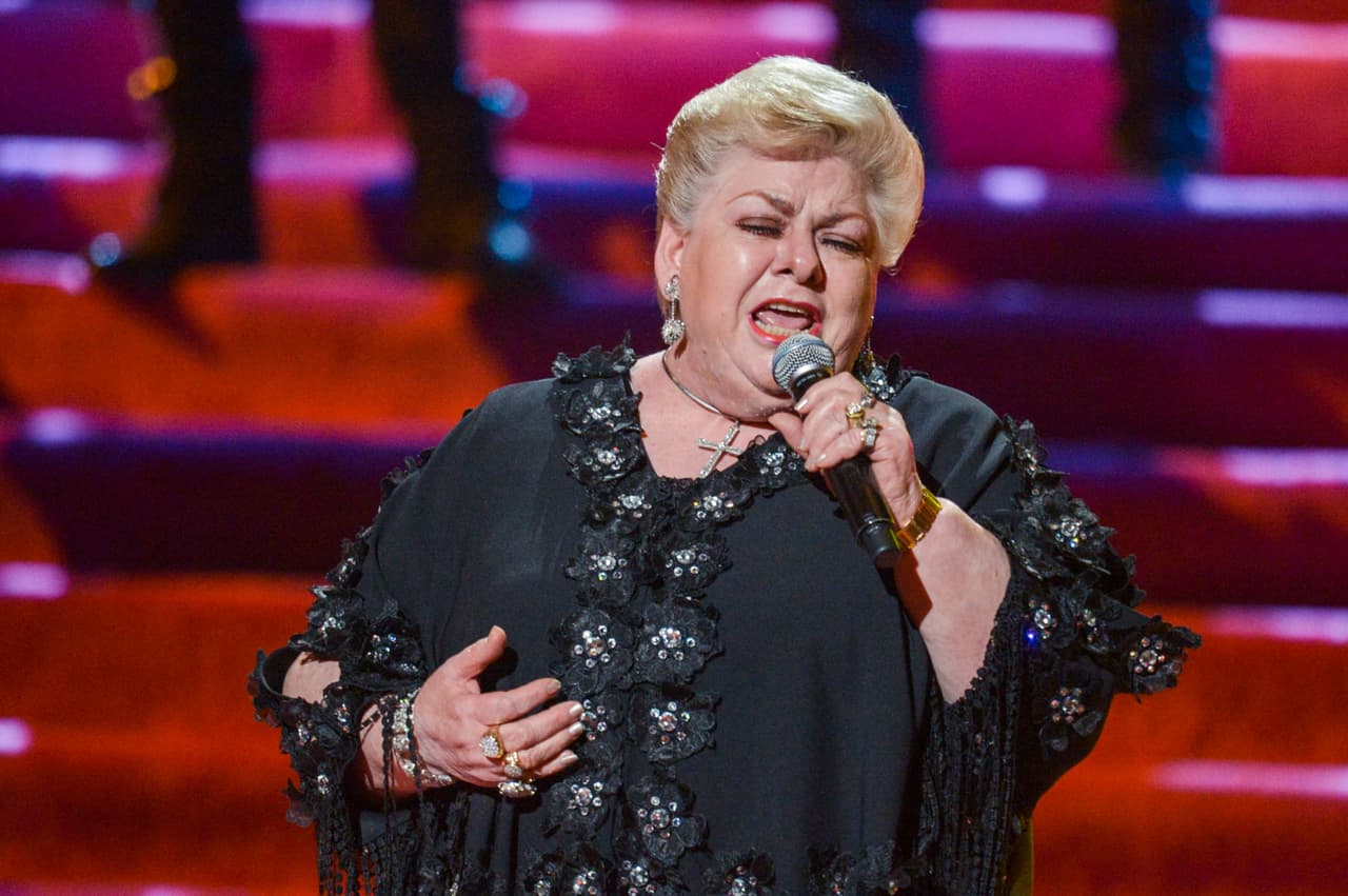Paquita La Del Barrio insulta al imitador que canta ‘Rata de dos patas’ a EPN
