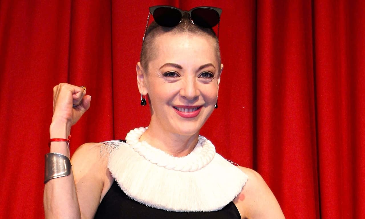 Edith González escribe libro sobre su dura batalla contra el cáncer