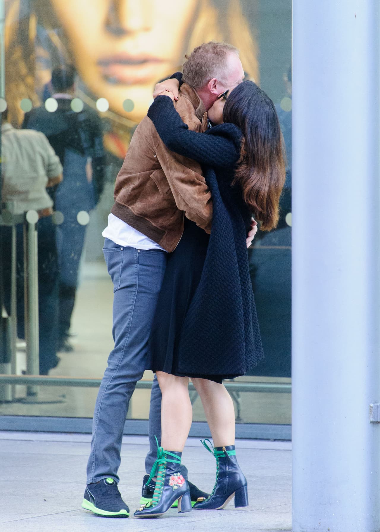 Su marido respondió a sus cariñitos.