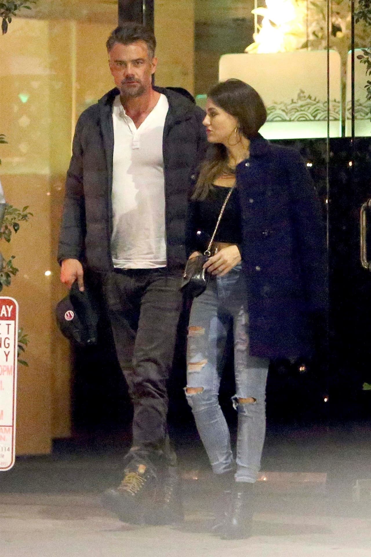 Antes de que Luke Bracey llegara a su vida, la actriz de la telenovela ‘Amores verdaderos’ tuvo una relación con el actor y modelo Josh Duhamel, la cual llegó a su fin en julio pasado.