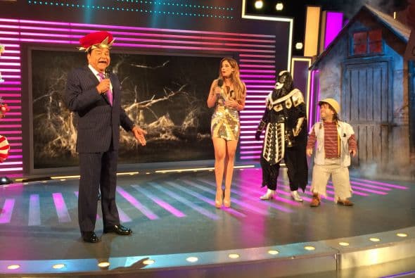 En febrero de 2015 reveló en Sábado Gigante que era pareja de un actor colombiano. Pero, se separaron poco después de seis meses.