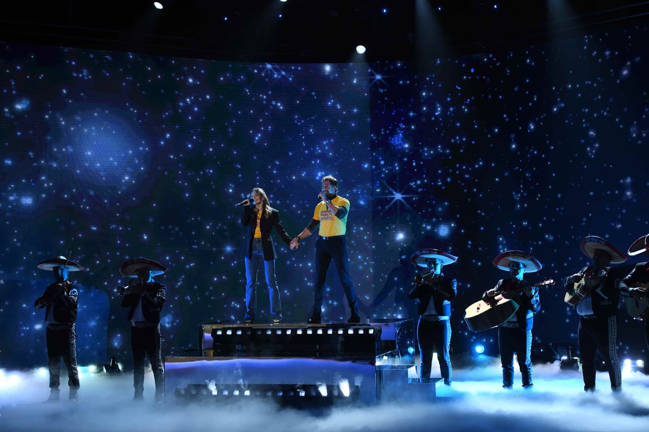 El cierre de la Batalla de Canto estuvo a cargo de Irina Baeva y Gabriel Soto.