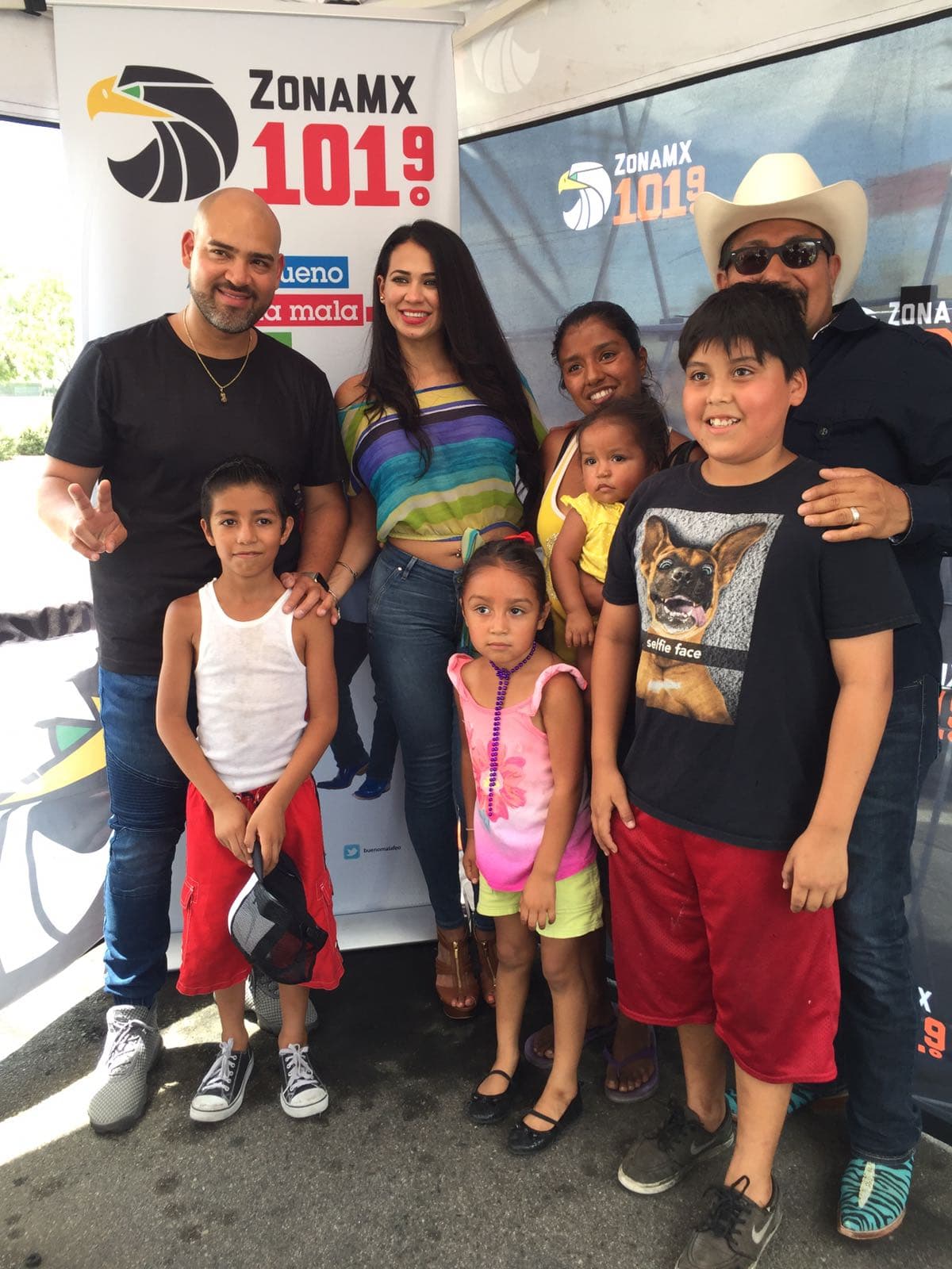 Los oyentes de Anaheim en California disfrutaron de un día lleno de sorpresas al lado de 'El Bueno, La Mala y El Feo'.