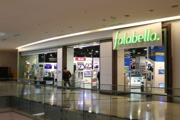 4. FALABELLA. Estas tiendas departamentales chilenas son estimadas en unos 547 millones de dólares. (Imagen tomada de Twitter).