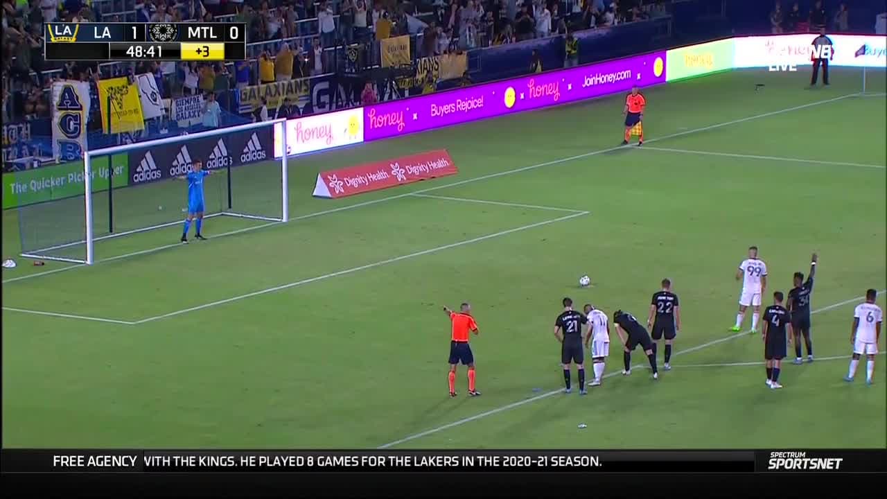 Joveljic convierte tiro penal y aumenta la ventaja del LA Galaxy