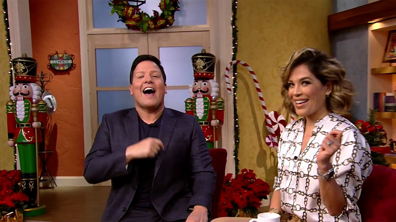 Raúl González y Karla Martínez también estaban felices y no dejaban de bailar y cantar.