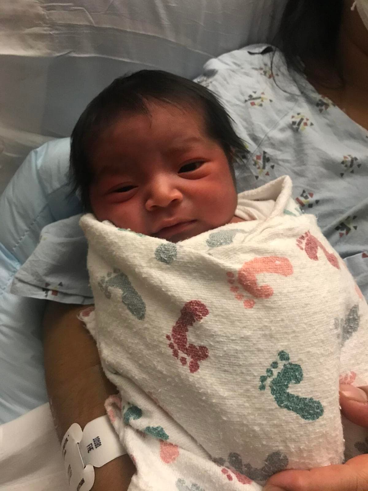 Yoselin Samra Jacinto Tercero nació en el hospital Piedmont Mountainside en Jasper, sus padres son Rosa Tercero Ramos y Rogelio Jacinto.