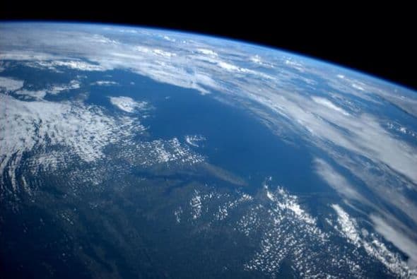 Sobrevolando Maryland. Hola papá y mamá. Fotos de Reid Wiseman