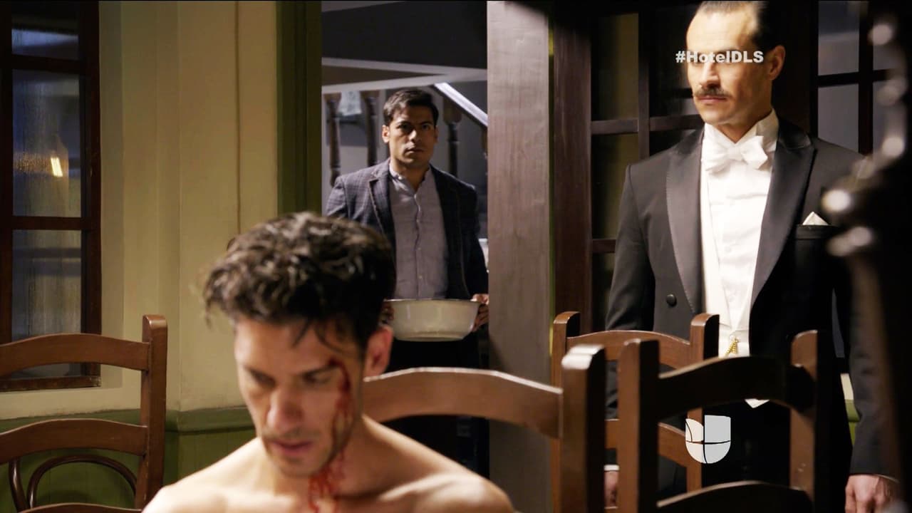 Lástima que Diego llegó para interrumpir el dulce momento.