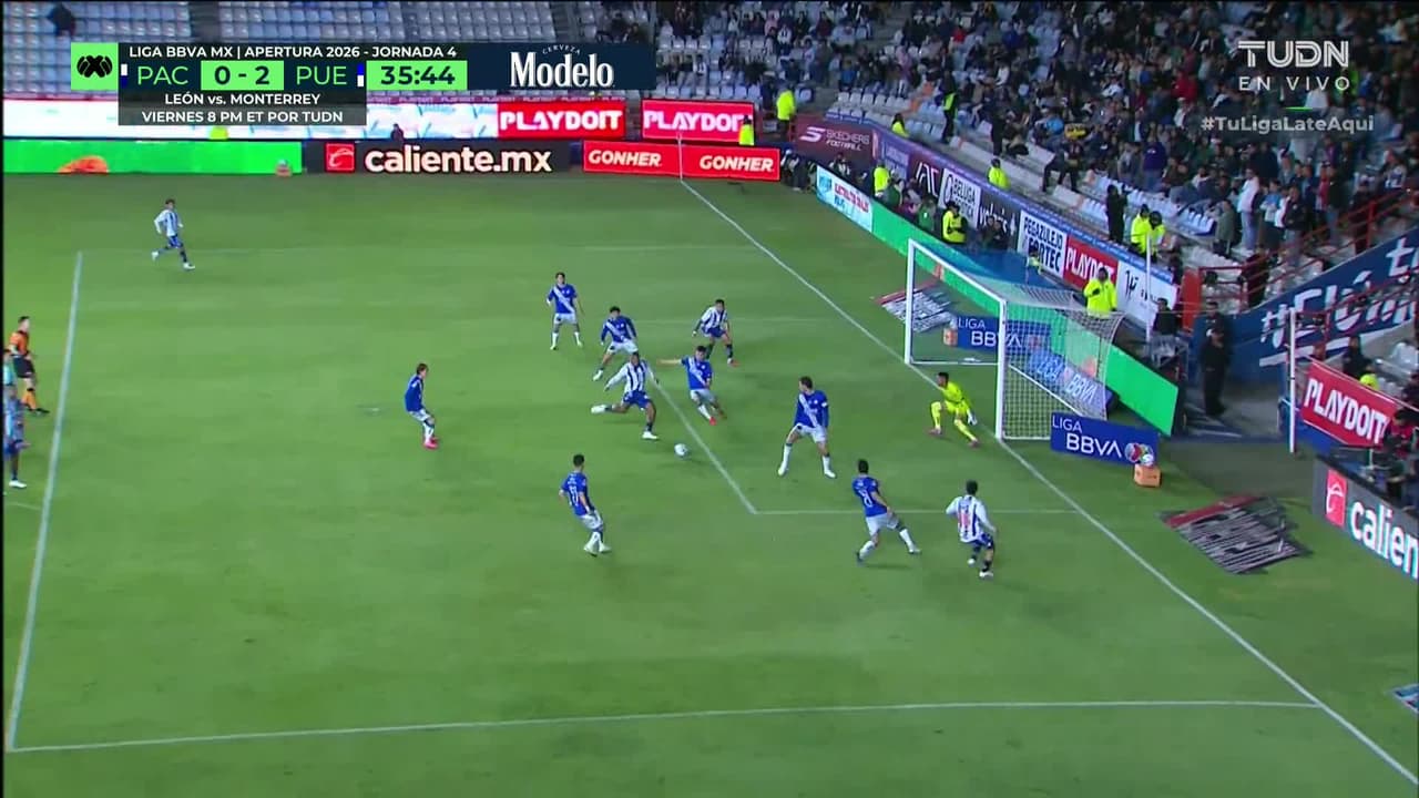 ¡La tuvieron los Tuzos! Gran jugada de Bautista que increíblemente nadie puede empujar