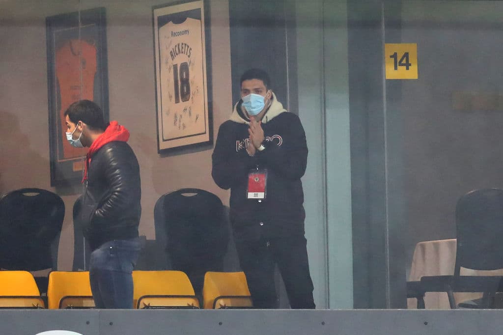 Los Wolves cortaron su mala racha y derrotaron en casa 2-1 al Arsenal. Los de Arteta se quedaron con 31 unidades; Wolverhampton llegó a 26.