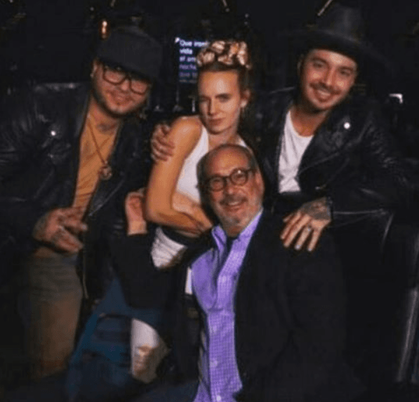 Así lo vimos en los ensayos junto a Cisco Suárez, productor del show y a MO.