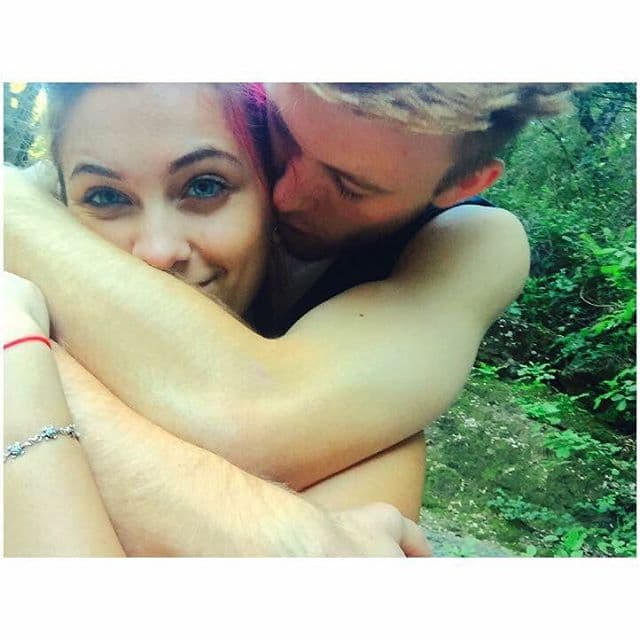 En su cuenta de Instagram derrama miel junto a su novio.