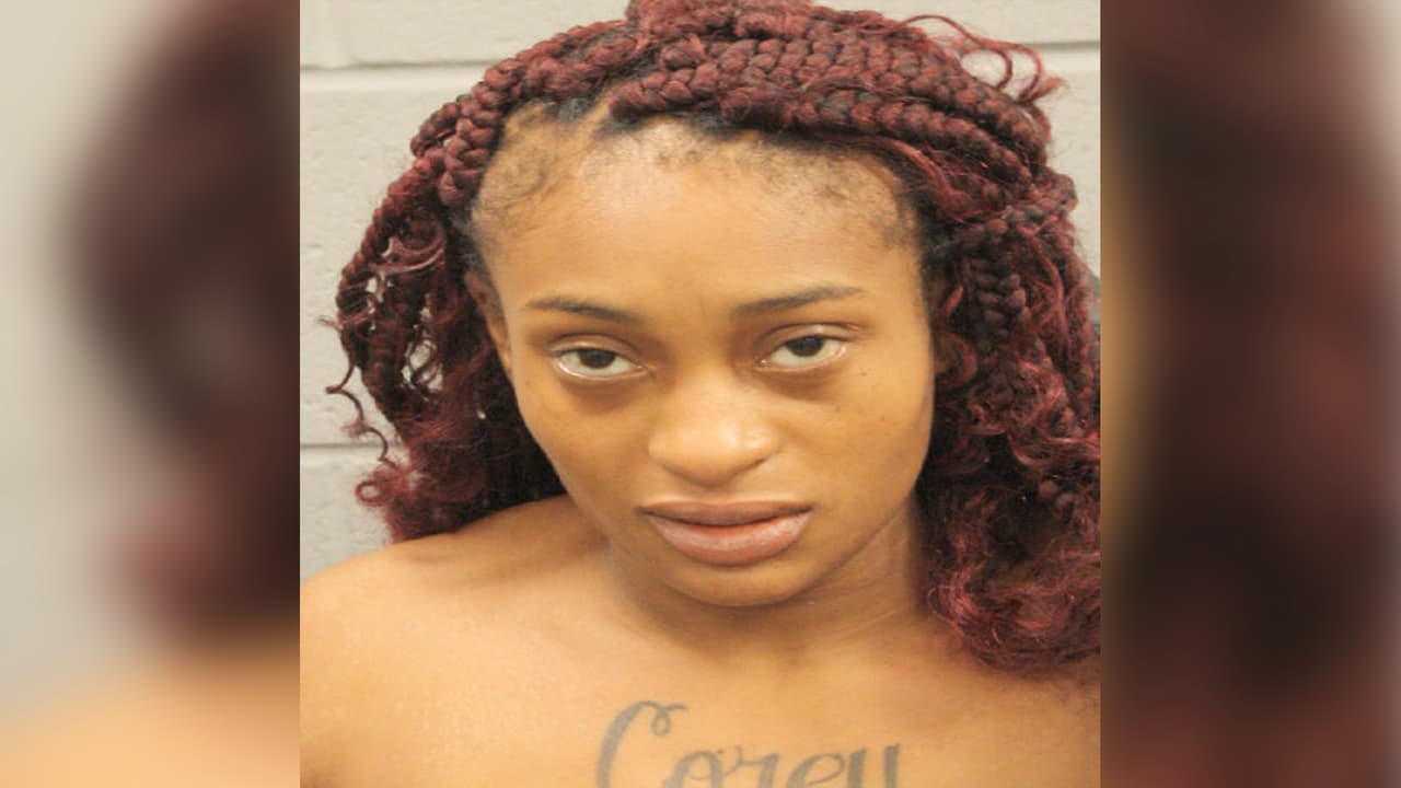 Shakiya Cruz, de 27 años, está bajo custodia enfrentando el cargo de asesinato.