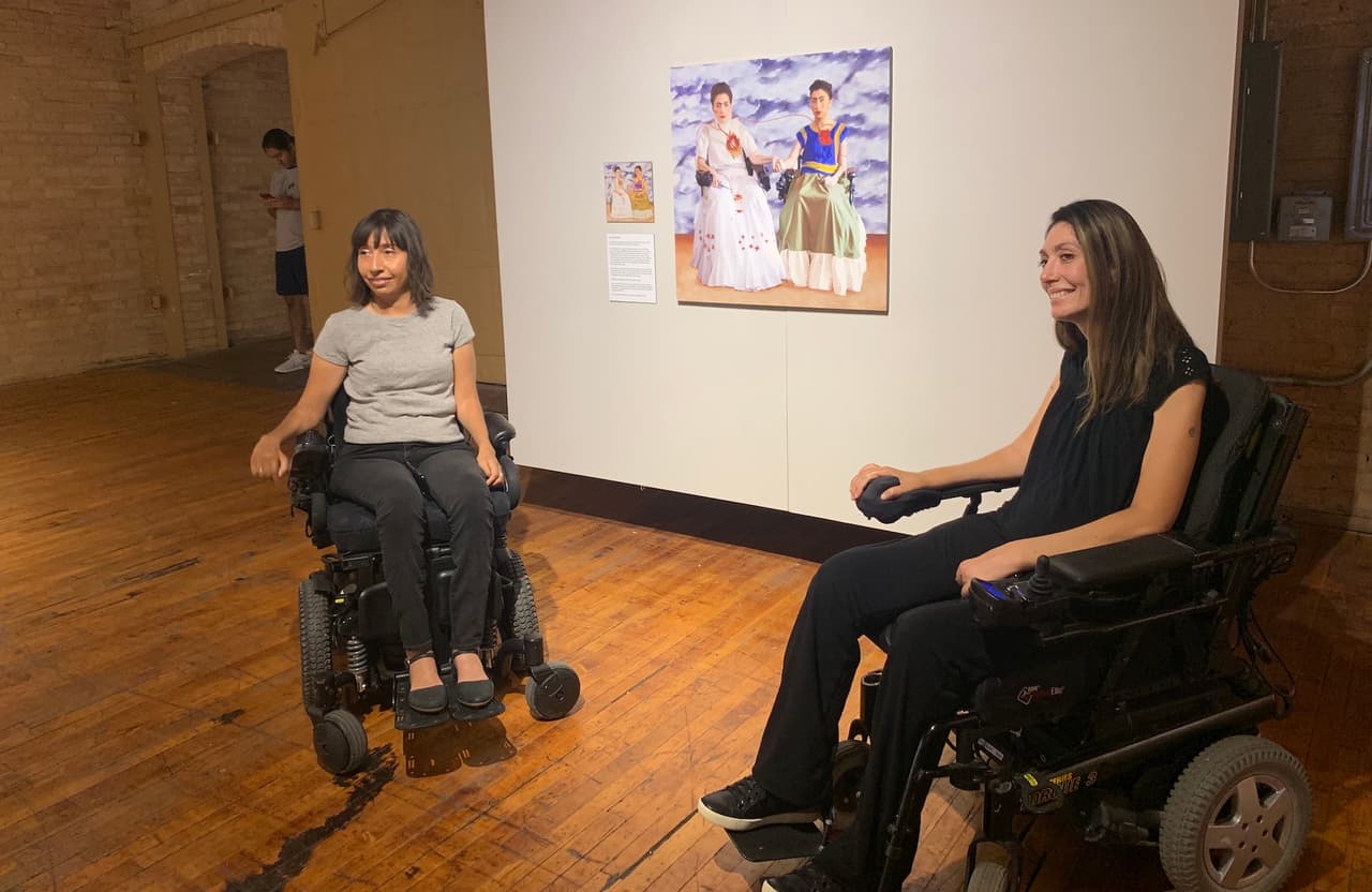 Reveca Torres y Mariam Pare, se conocieron en línea y se unieron a través del arte, y una profunda conexión con Frida Kahlo.