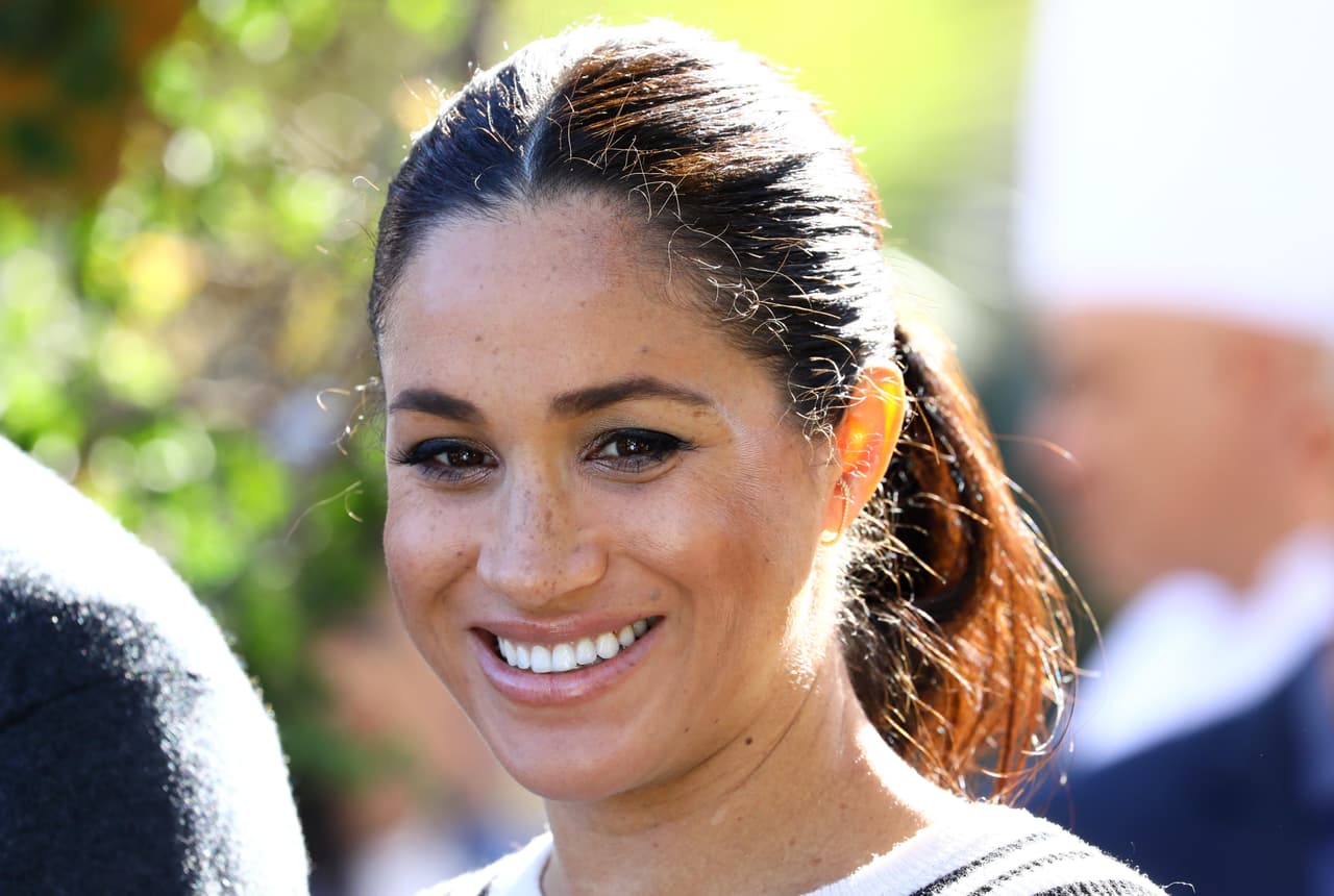 Medios como CNN informaron que la duquesa se unió a Clevr Brands, una compañía que hace
<b><a href="https://edition.cnn.com/2020/12/14/investing/meghan-markle-oat-milk-investment/index.html" target="_blank">cafés instantáneos con leche de avena</a></b> y que presume utilizar solo ingredientes orgánicos. Fue creada en el año 2019 por Hannah Mendoza.
<br>