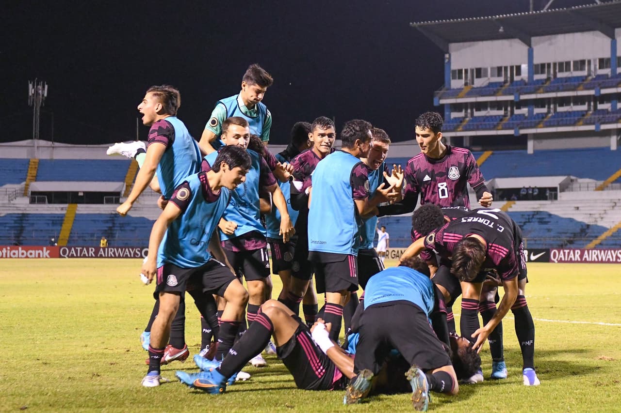 Guatemala venció a México en penales (2-1) tras empatar 1-1 en el tiempo regular para calificar al Mundial Sub-20 de Indonesia 2023; el Tri se queda sin Copa del Mundo y sin los Juegos Olímpicos de París 2024.