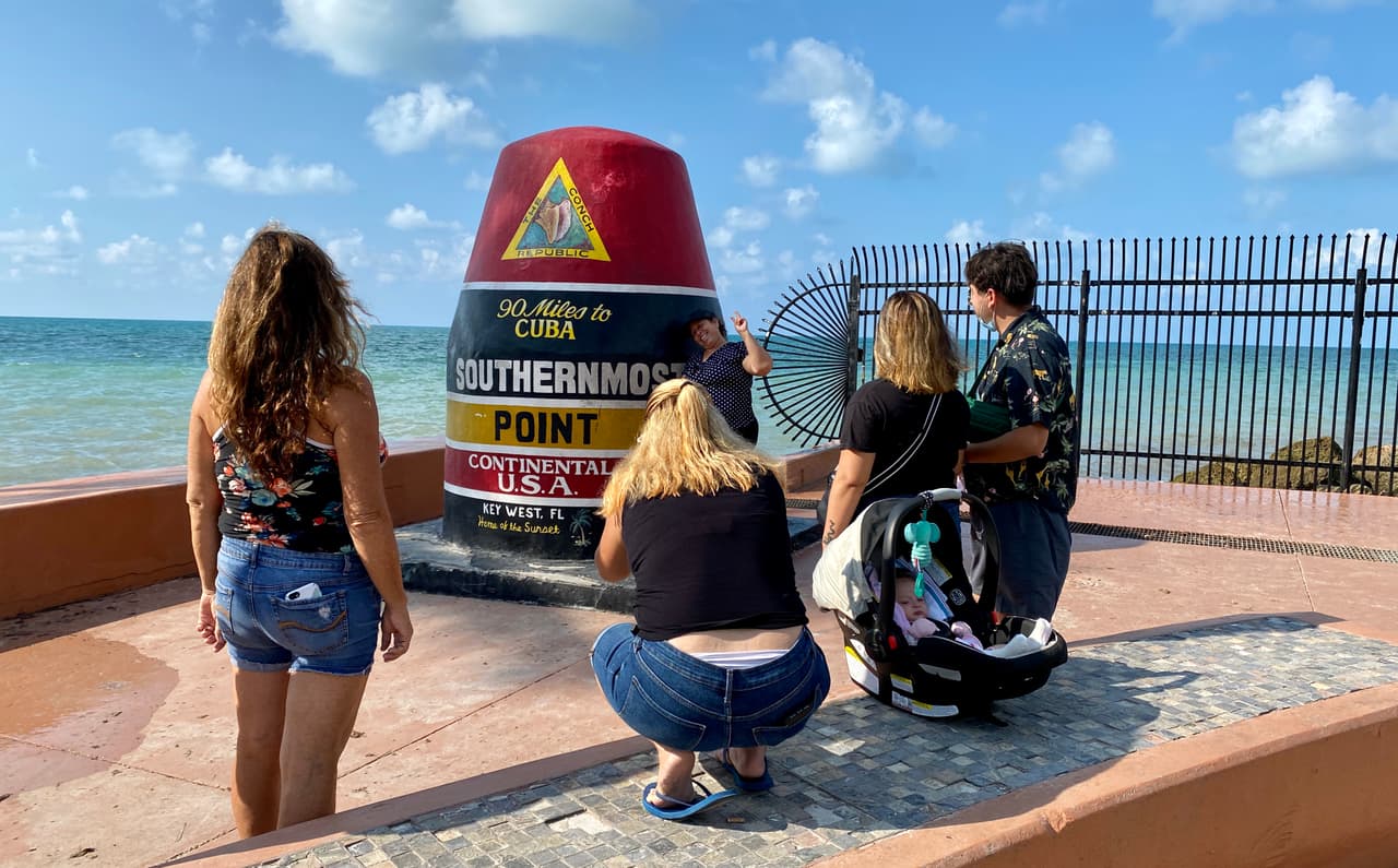 Este punto más al sur de los Estados Unidos es uno de los monumentos más frecuentados por los miles de turistas que visitan Key West cada año.
<br>