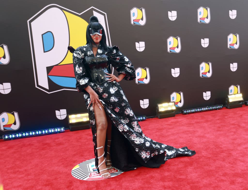 <b>Lysee </b>sorprendió con su original diseño y gafas.