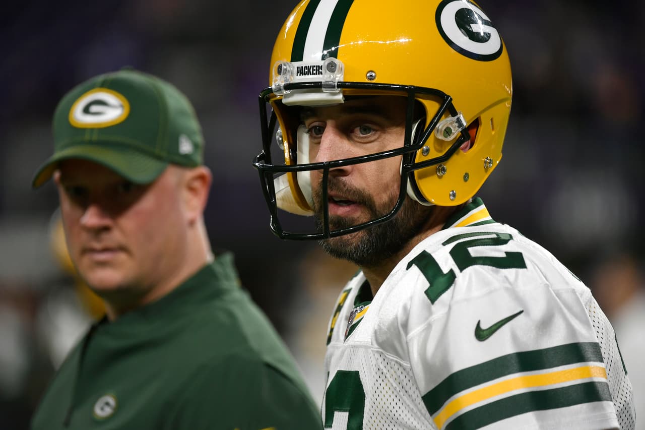 Técnicamente, y de acuerdo con Spotrac, Rodgers estaría ligado a los Packers, bajo el contrato vigente entre ambas partes, hasta 2023, y en 2024 se convertiría en agente libre irrestricto.