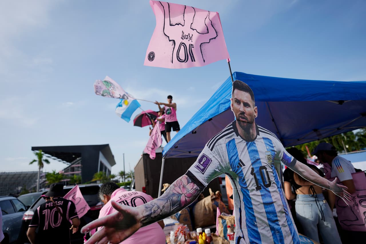 Miami ha revolucionado su industria del entretenimiento con la llegada de Lionel Messi al equipo de la ciudad. Fanáticos de Florida, Estados Unidos y el mundo han puesto ojo en el estado del sol para ir a ver al campeón del mundo.