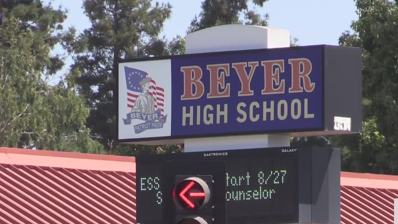 Arrestan a dos estudiantes después de una falsa amenaza a la escuela preparatoria Beyer en Modesto