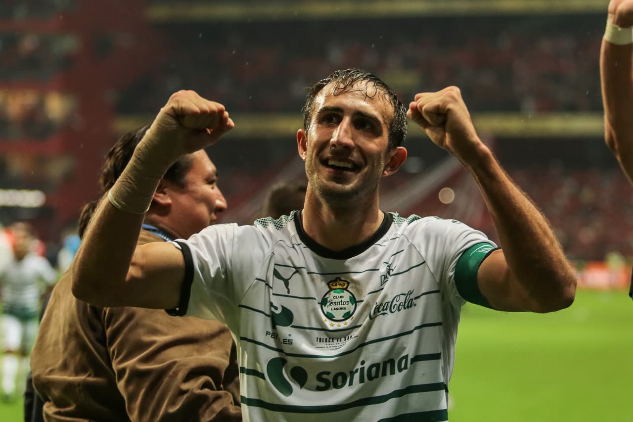 Toluca, Estado de México, 20 de mayo del 2018. , durante el partido de Vuelta de la Final del torneo Clausura 2018 de la Liga Bancomer MX entre Santos Laguna y Diablos rojos del Toluca, celebrado en el Estadio Nemesio Diez. Modelo. Foto: Imago7/ Jesus Ruiz