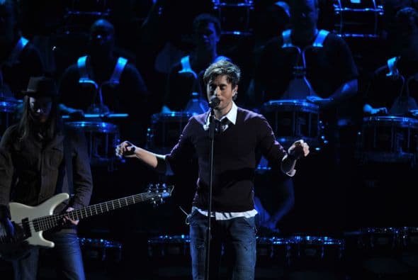 Enrique Iglesias se entregó con mucho amor.