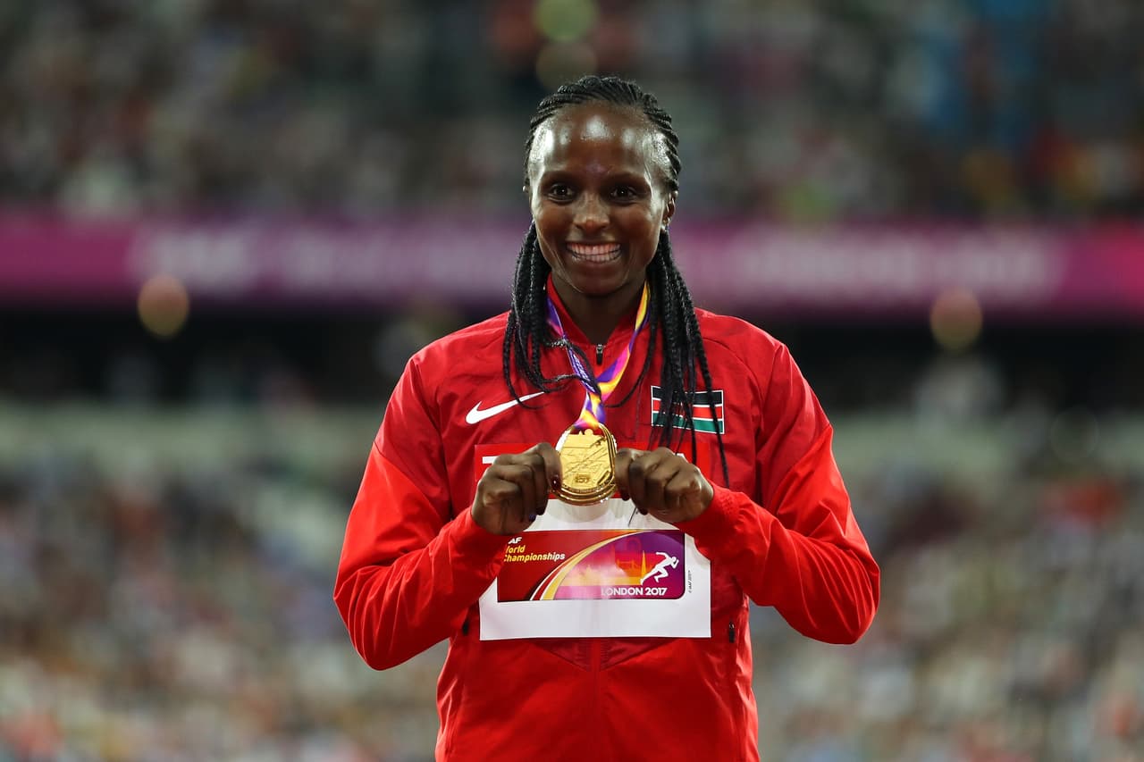Hellen Obiri (Kenia) / 5,000 metros
