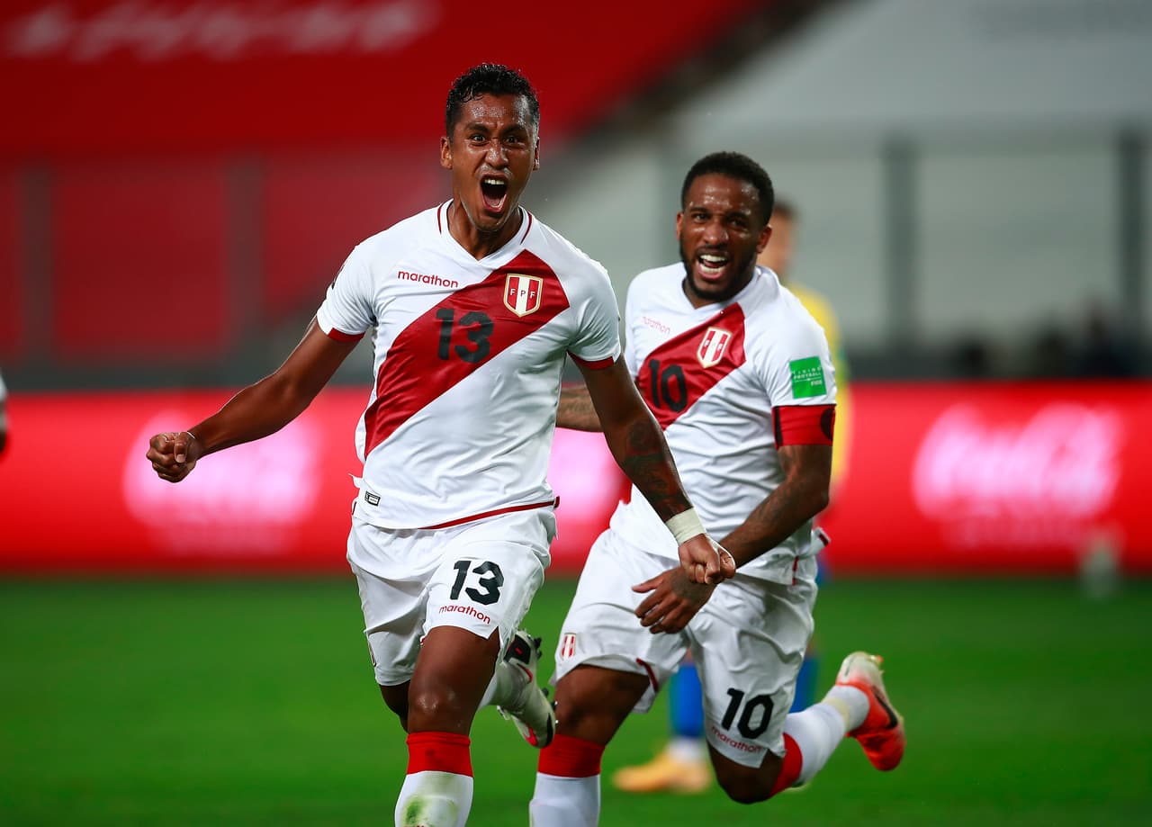 Con un Hat Trick de Neymar, Brasil consigue llevarse los tres puntos frente a Perú con un marcador de 2-4 a favor.