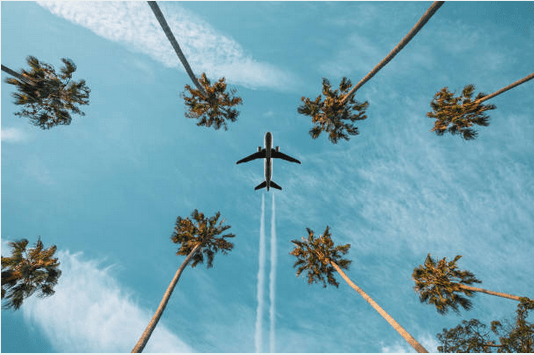 El inaudito negocio de los vuelos a ninguna parte: despegan y aterrizan en el mismo lugar 