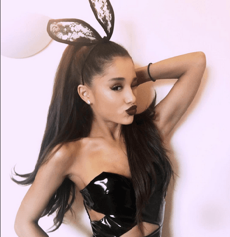 El quinto lugar en esta red social es para Ariana Grande.