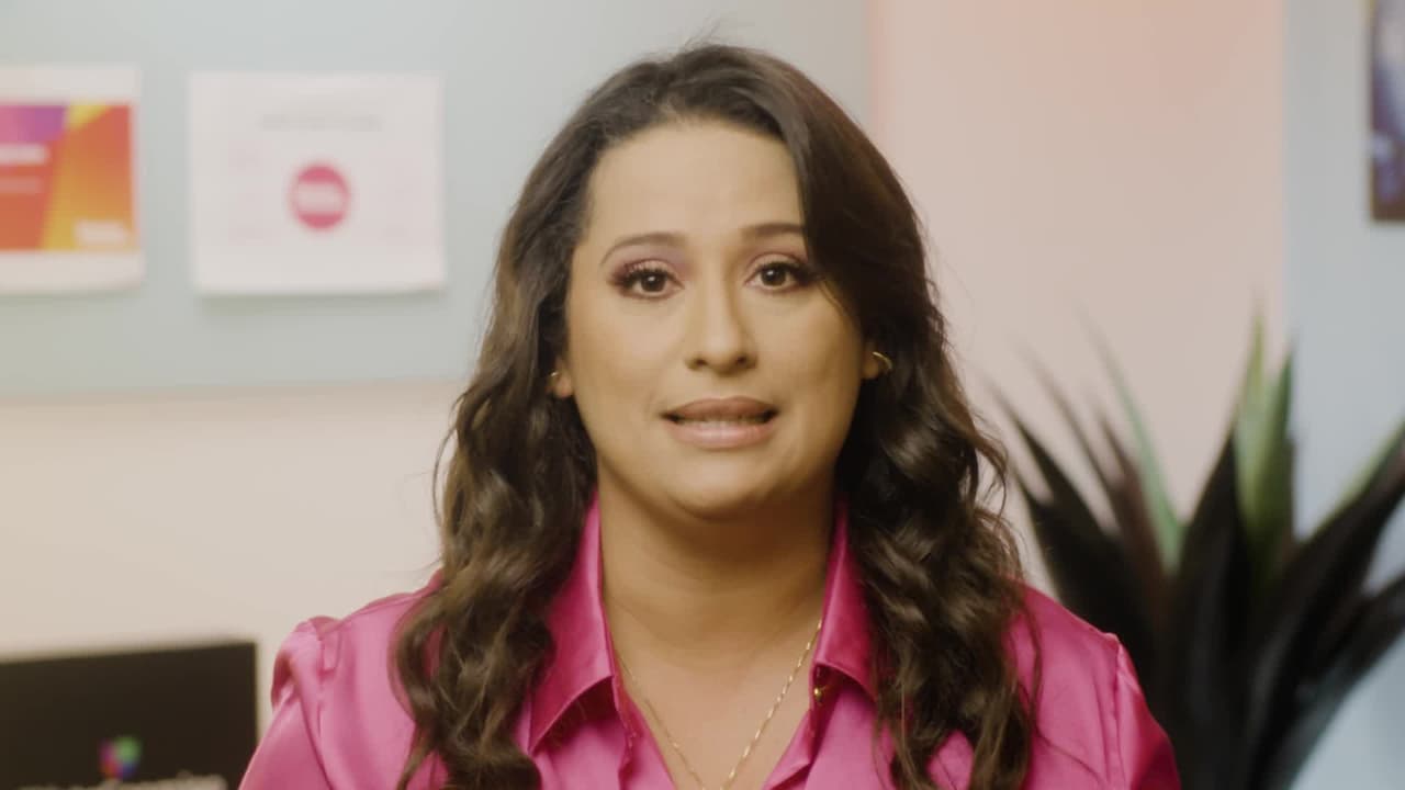 Danay Rivero: Aprovecha la Democracia y Levanta Tu Vo