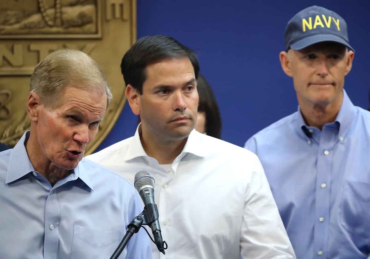 El senador Rubio asegura que los indocumentados no deben tener miedo de ir a los refugios en Florida para protegerse de Irma