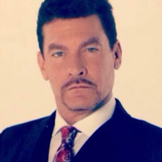 Fue en 2013 cuando el actor decidió hablar públicamente de su homosexualidad con la revista TV Notas.