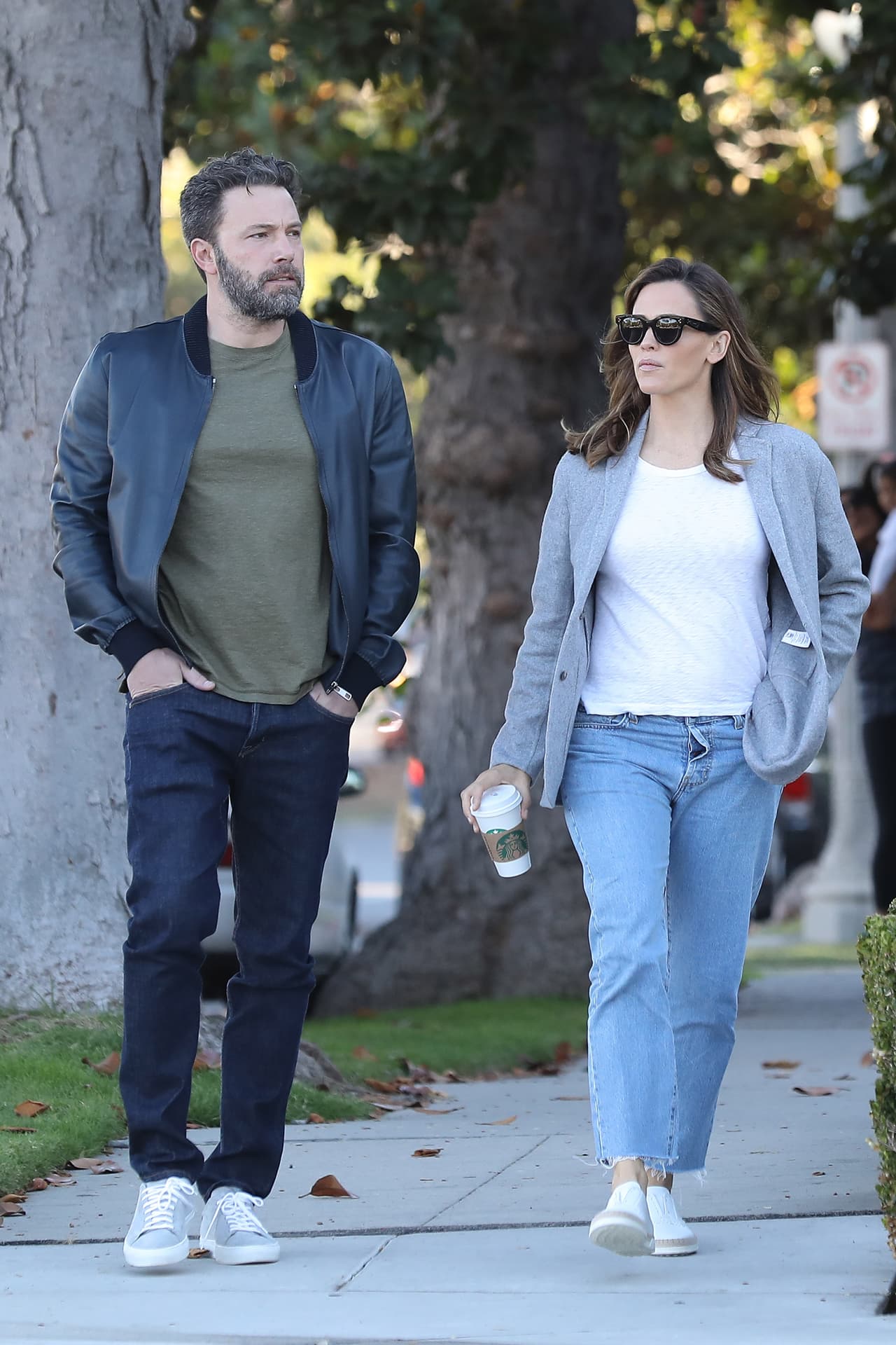 Aunque Jennifer Garner y Ben Affleck ya no mantienen una relación amorosa, siguen conviviendo como buenos amigos.