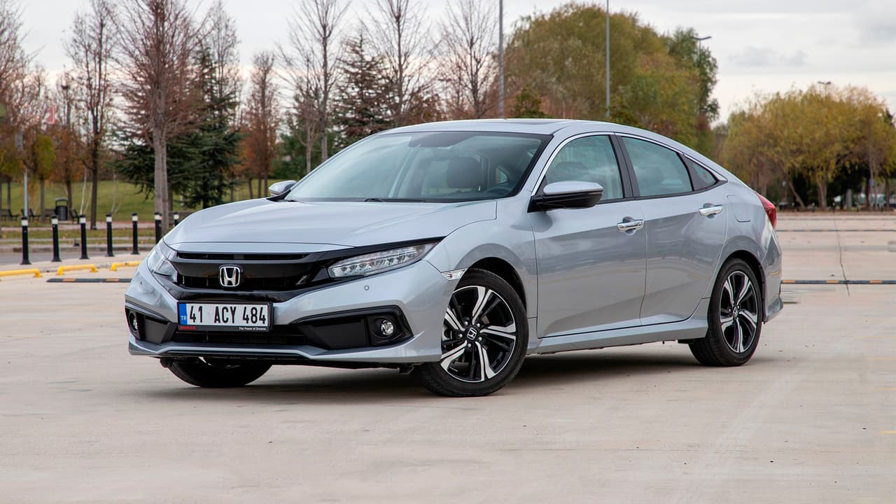<b>8. Honda Civic</b>
<br>
<br>Los automóviles representan el 68.8% del total de vehículos robados, las camionetas el 13.4%.