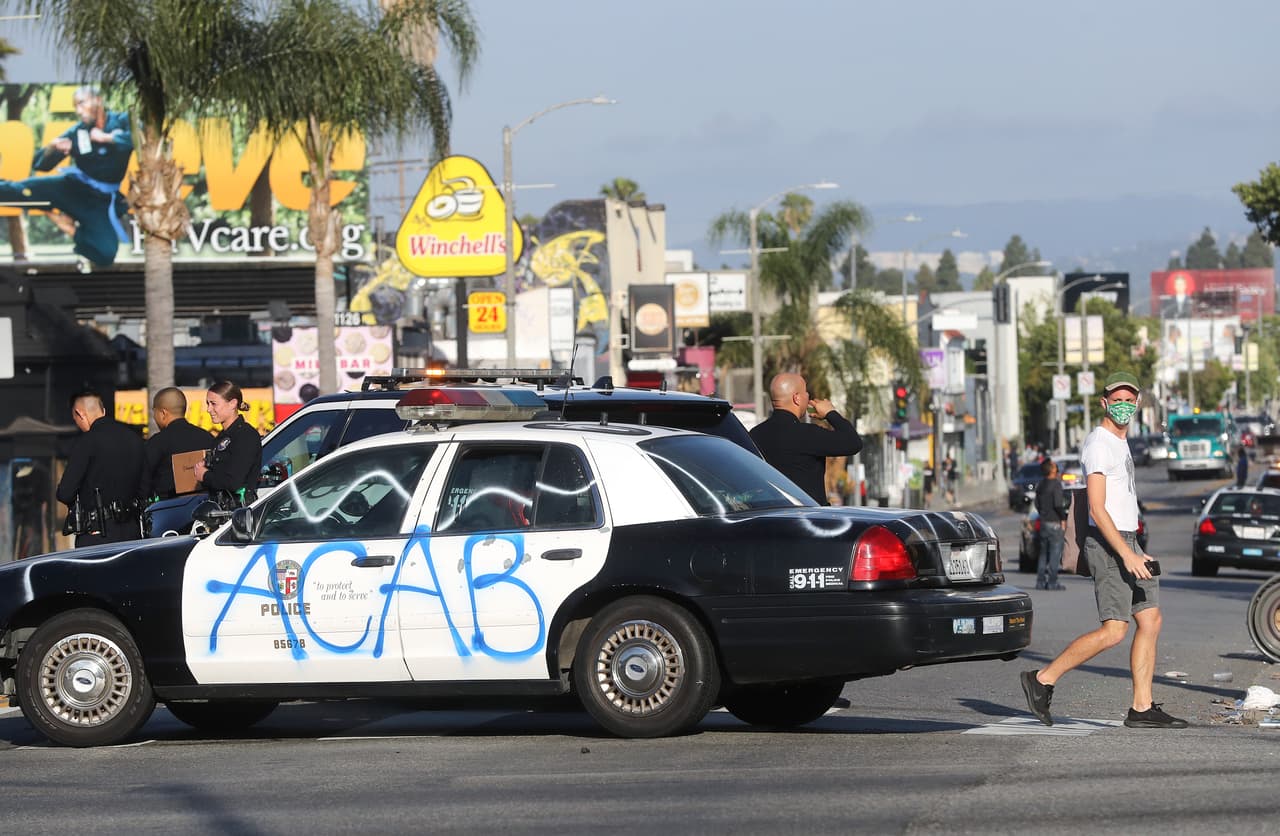 El impacto del movimiento en contra de la violencia policial impulsó el avance de una reforma policial local que entre otros impactos implica una reducción de presupuesto de 150,000 millones de dólares, despidos y eliminación de programas sociales.