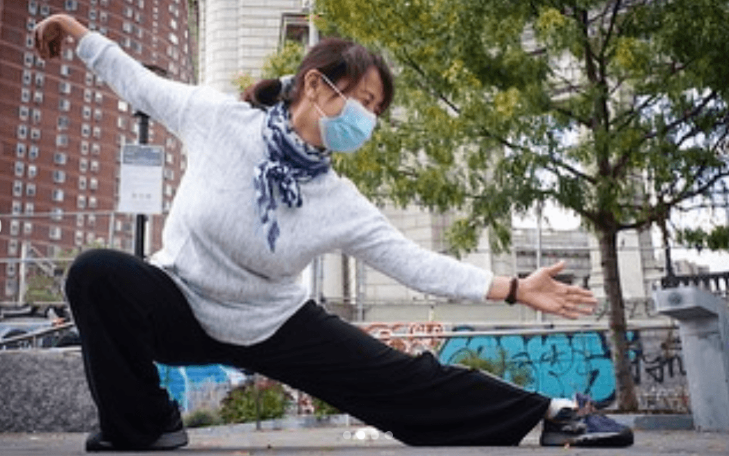 Toma una 
<b>clase gratuita de Tai-Chi </b>para principiantes en el Parque Carlson, en 10496 Park Ave, Culver City. Verifica las fechas y regístrate en Eventbrite: Culver City Tai Chi for Beginners.