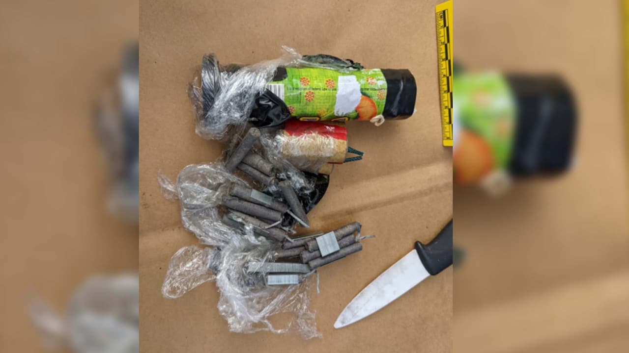 Acusan a joven de Maine de planear "asesinato masivo" con explosivos en mezquita de Chicago