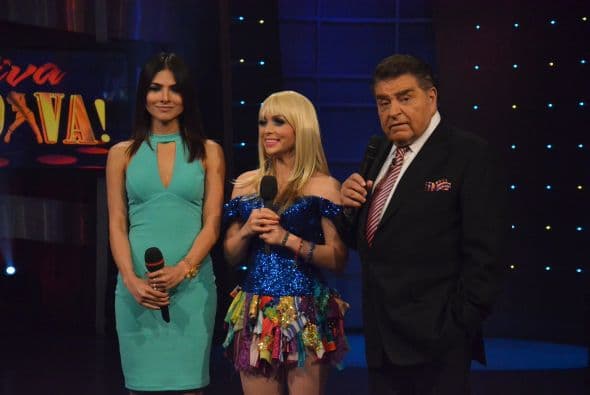 Don Francisco y Alejandra Espinoza, platicaron con ella sobre sus actos altruistas y las propuestas de trabajo que han surgido desde que la vieron en el programa.